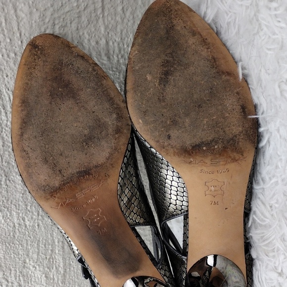 Via Spiga Gray Metallic Snake Embossed Leather Pointed-Toe Skinny Heel Shoe - Picture 9 of 16